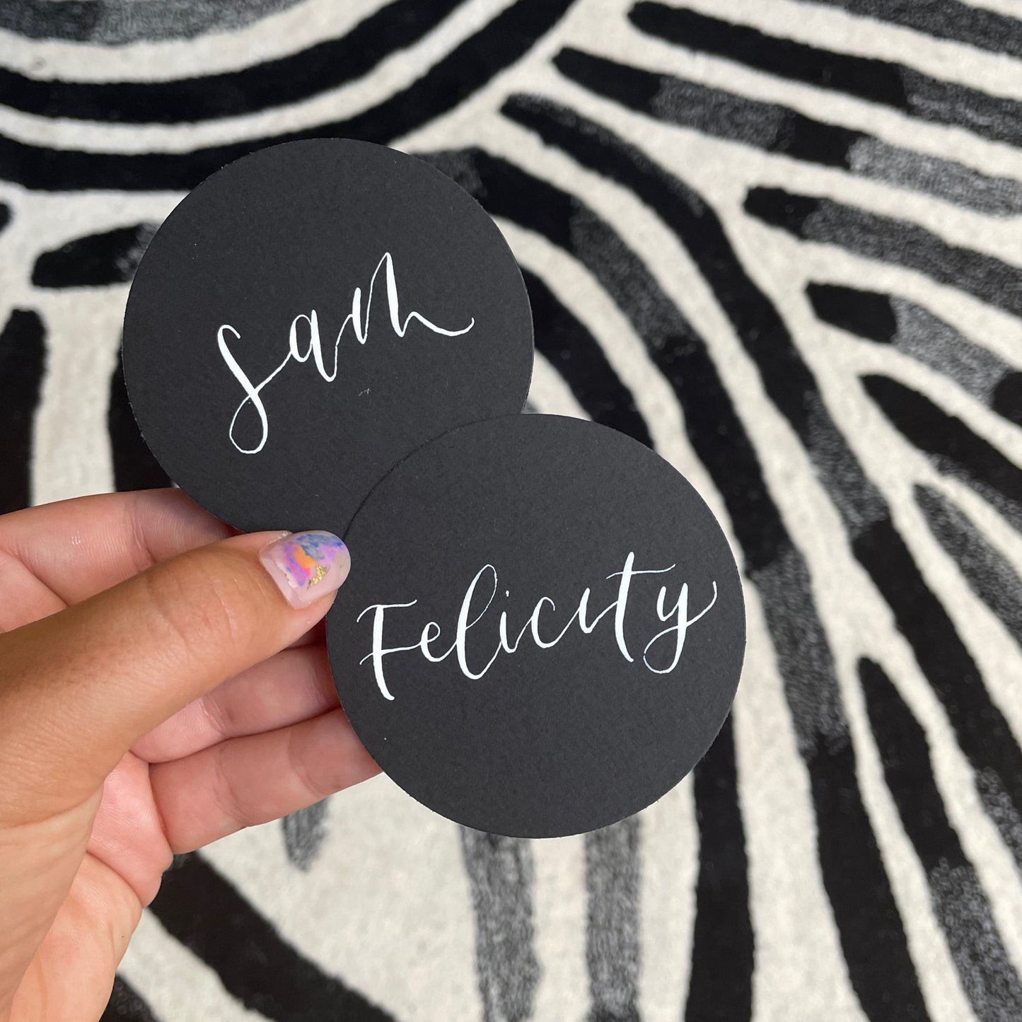 Black Circle Place Cards